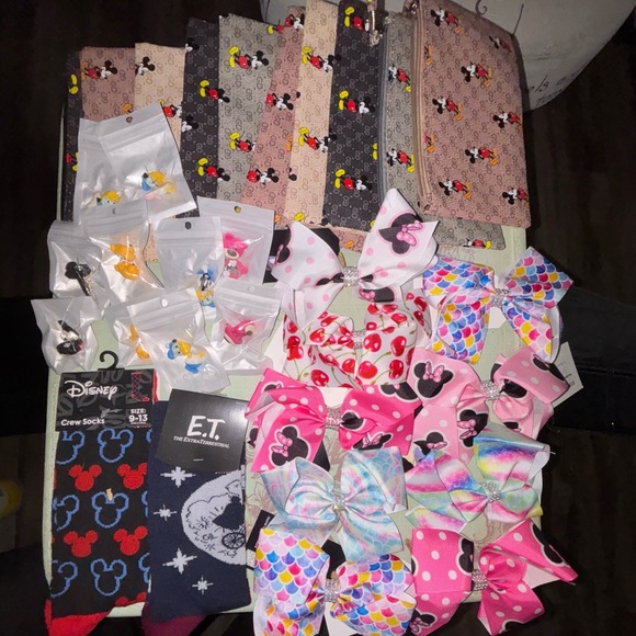 Disney Huge lot.‎ Everything u see in the pictures. - Picture 3 of 14